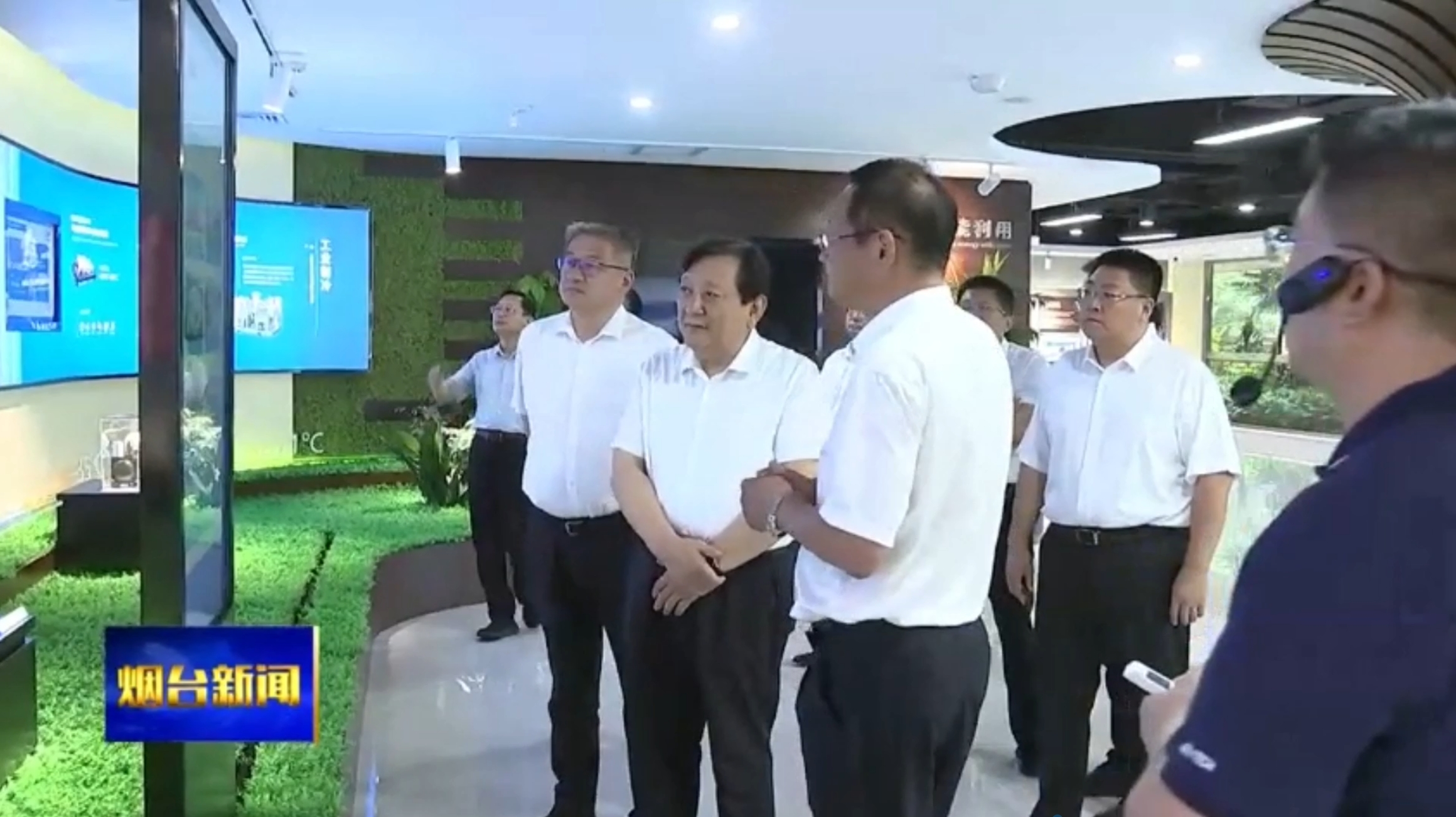 省委常委、市委书记江成到汇彩国际情形考察调研-企业新闻-汇彩国际情形